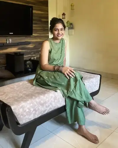 Call Girls R.K. Puram Cash On Delivery